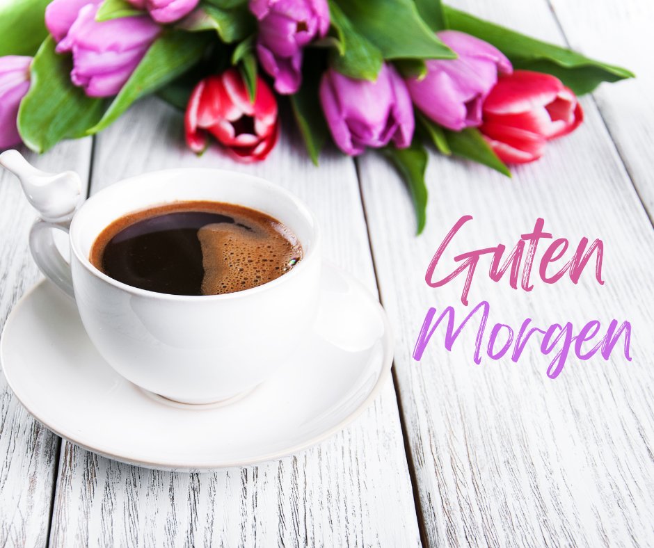 Einen Schönen Guten Morgen Bilder mit einer weißen Tasse Kaffee und einem Strauß bunter Tulpen auf einem weißen Holztisch, perfekt für einen frischen und blumigen Start in den Tag.